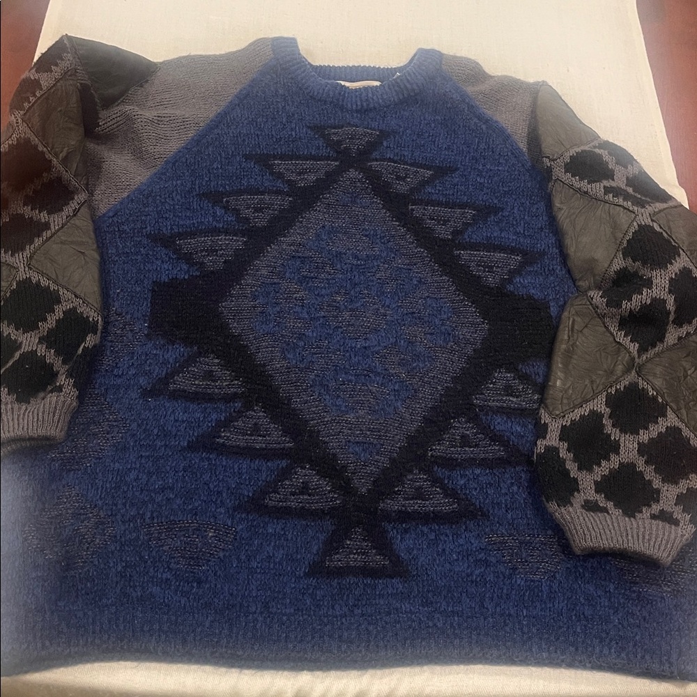 26175 Vintage Mark Elliot Gray Blue & Black 80s Sweater Leather Accents sleeve